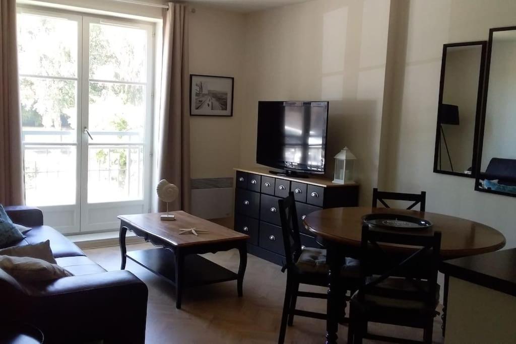 Cote Lavoir A Honfleur, Parking Prive, Ascenseur Bagian luar foto